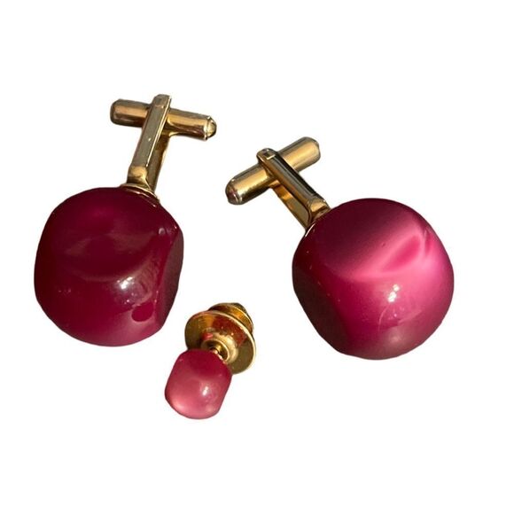 Vtg Cranberry Moonglow Plum Gold statement Jewelry Designer Cuff Links & Tie Pin